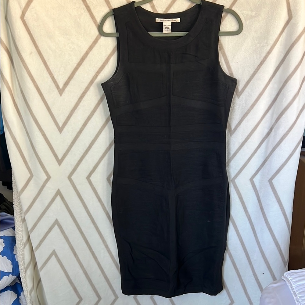 Diane Von Furstenberg Black Bodycon Sleeveless Dress